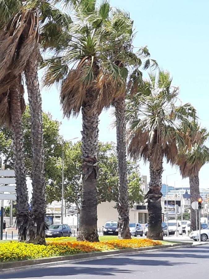 Beachfront Cascais,Estoril Apartment Экстерьер фото